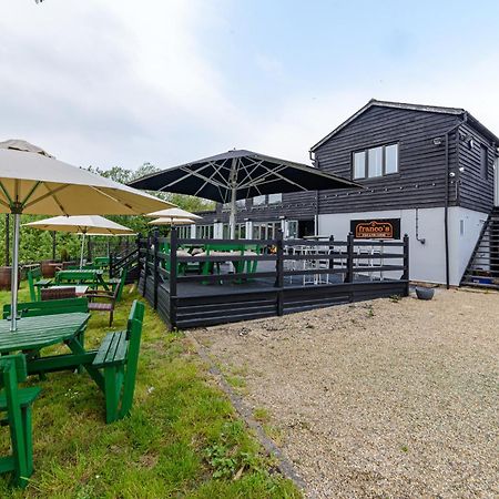 Franco'S Sudbury (Suffolk) Exterior foto
